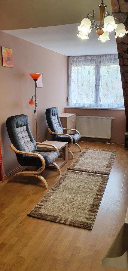 Vénusz Apartman Cserkeszőlő Zewnętrze zdjęcie