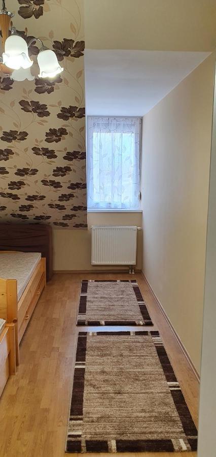 Vénusz Apartman Cserkeszőlő Zewnętrze zdjęcie