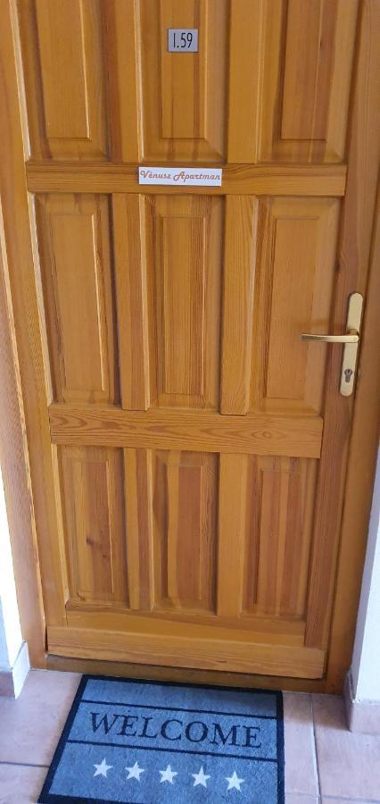 Vénusz Apartman Cserkeszőlő Zewnętrze zdjęcie